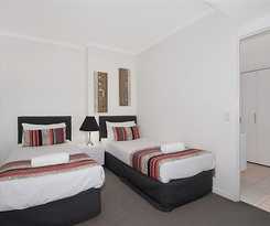 Hotel Ocean Pacific Broadbeach