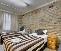 Hotel Neutral Bay Lodge