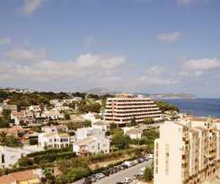 Apartamentos Coral Beach