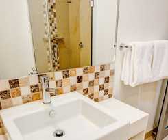 Hotel Mantra Charles