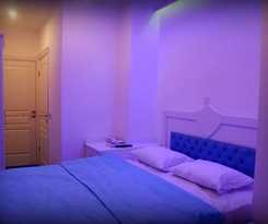 Lancelot Hotel
