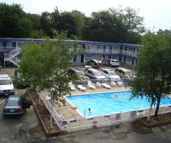 Joys Inn Niagara Falls