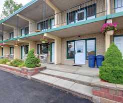 Motel Knights Inn Huntsville, On