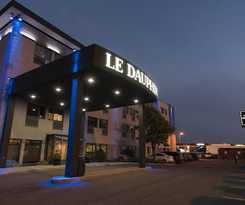 Hotel and Suites Le Dauphin Quebec
