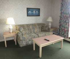 Tropicana Suite