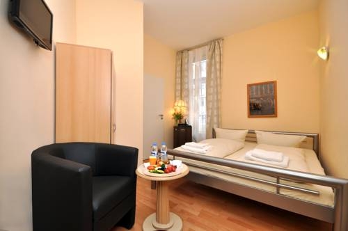 Hotel Apadana Frankfurt