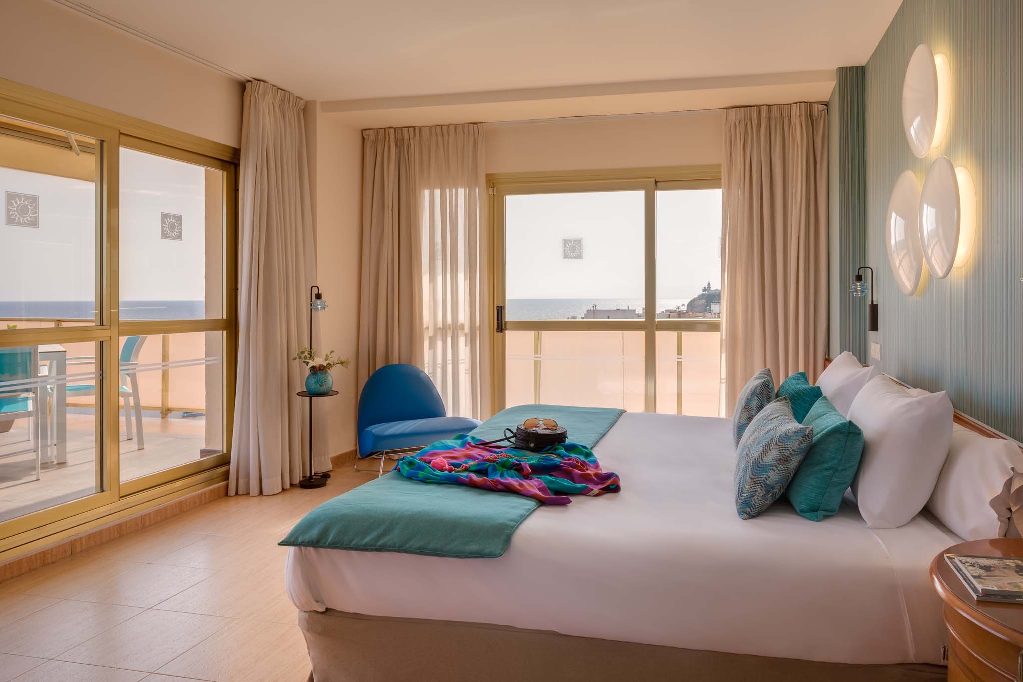 Suite Mediterránea del hotel Htop Amaika and Spa - Adults Only. Foto 4