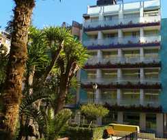 Oasis Plaza