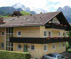 Hotel Alpenhof Garnihotel