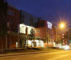 Hotel Novina Tillypark