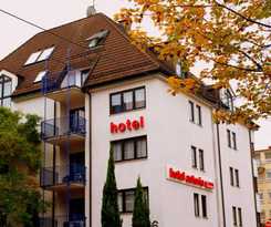 Astoria Am Urachplatz