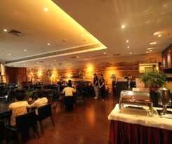 Yi-Wu Commatel Hotel