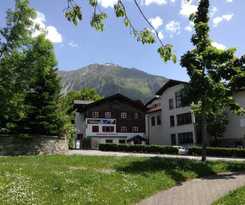 Hostel Adventure