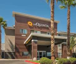 La Quinta Inn and Suites By Wyndham Las Vegas Nellis