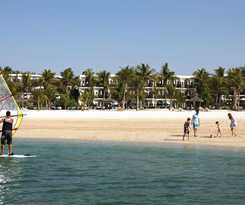 Ja The Resort - Ja Palm Tree Court