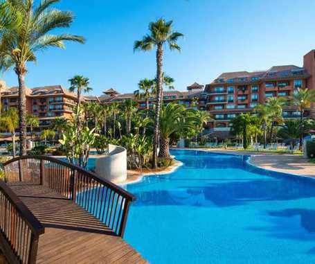 Puerto Antilla Grand