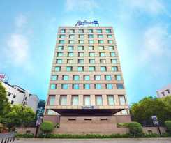 Hotel Radisson Blu Chennai City Centre