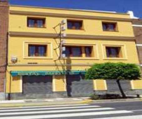 Los Robles