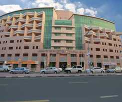 Apartahotel Parkside Suites 