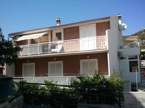 Apartments Desa Petric