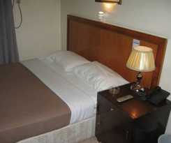 Oyo 270 Dream Land