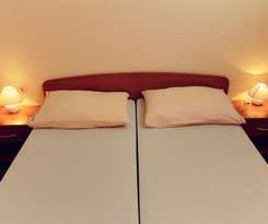 Hotel Apartments Vila Adrijana and Fitness Studio Wolf