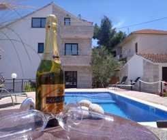 Hotel Maca Apartments