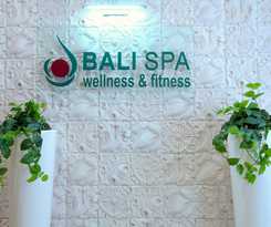 Diplomat and Business Center