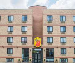 Super 8 Brooklyn Hotel