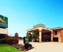 Hotel Quality Inn and Suites