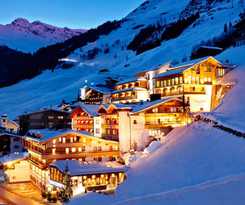 Berghof Crystal Spa & Sports