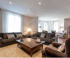  Serennia Apartamentos Ramblas - Placa Catalunya