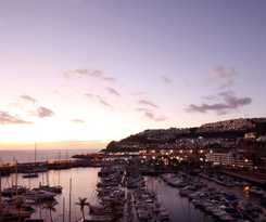 Apartahotel Marina Suites