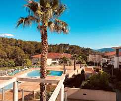 Les Parasols D'argens