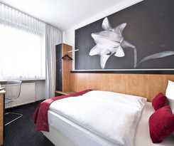 Max Brown Midtown, Part Of Sircle Collection