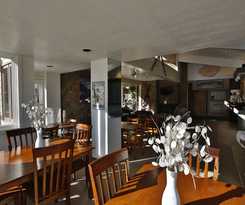 Hotel Pokolodi Lodge