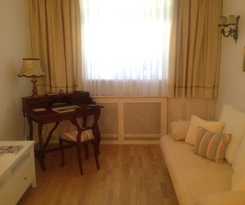  Schönes In Idyllischer Stadtvilla