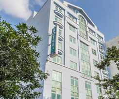 Hotel 81 Lucky (sg Clean)