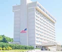 Hotel Ramada By Wyndham North Bergen