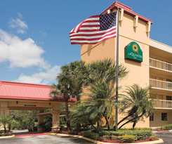 Hotel La Quinta Inn by Wyndham West Palm Beach - Florida Turnpike