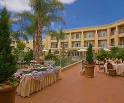Hotel Balboa Bay Resort