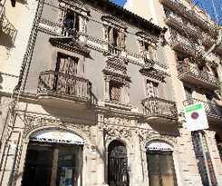  Apbcn Sagrada Familia Flats