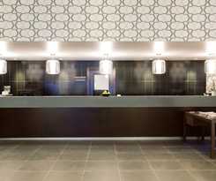 Hotel Sandman and Suites Calgary South