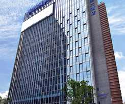 Hotel Howard Johnson by Wyndham IFC Plaza Ningbo 