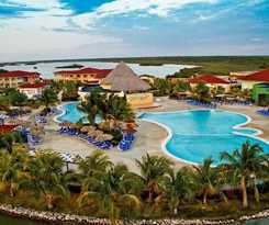 Memories Caribe Beach Resort