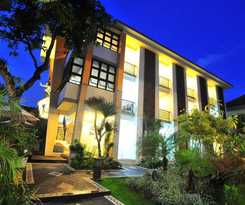 Hotel Sandat Legian