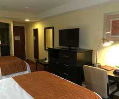 Hotel Comfort Inn and Suites Airport