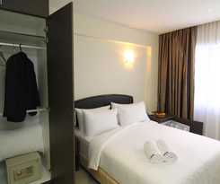 Hotel Sunbow Residency