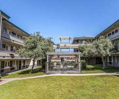 Hotel Country Inn and Suites By Radisson, Monterey Beachfront-marina, Ca