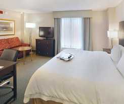 Hampton Inn and Suites Arlington Crystal City DCA